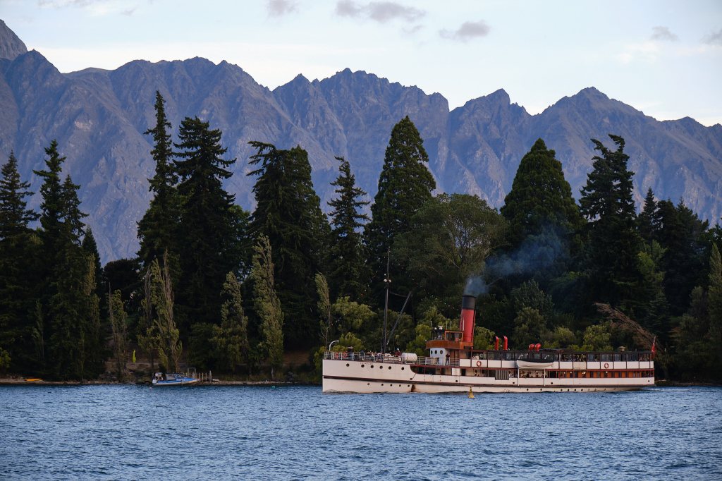 Queenstown: Summer time and the Living is&nbsp;easy.